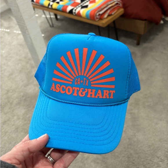 Ascot + Hart Blue Sun Burst Trucker Hat - Picture 6 of 6